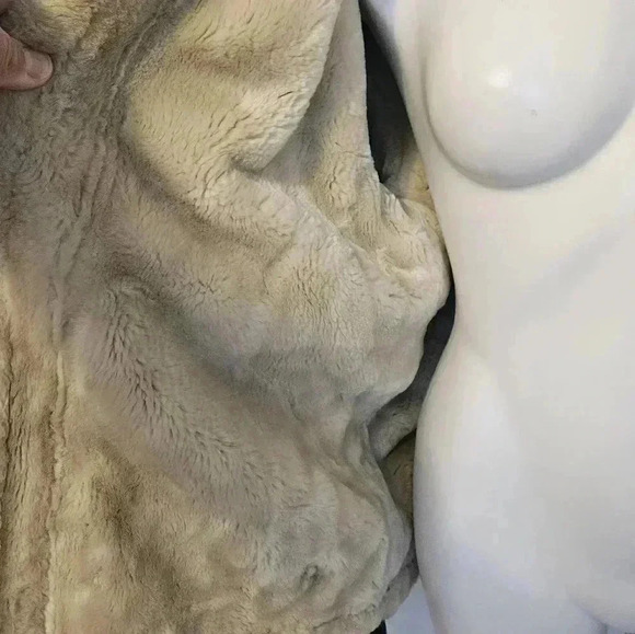 Vintage St. John's Bay Brown Leather Aviator Pilot Jacket with Sherpa Trim - Picture 16 of 16